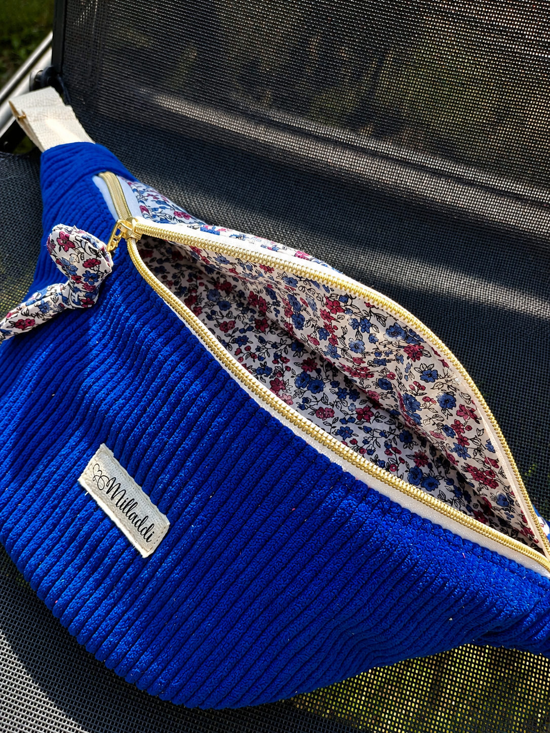 Sac Banane Bi Matière Bleu Roy Flower 2 Sac Banane Bi Matière Bleu Roy Flower – Image 2
